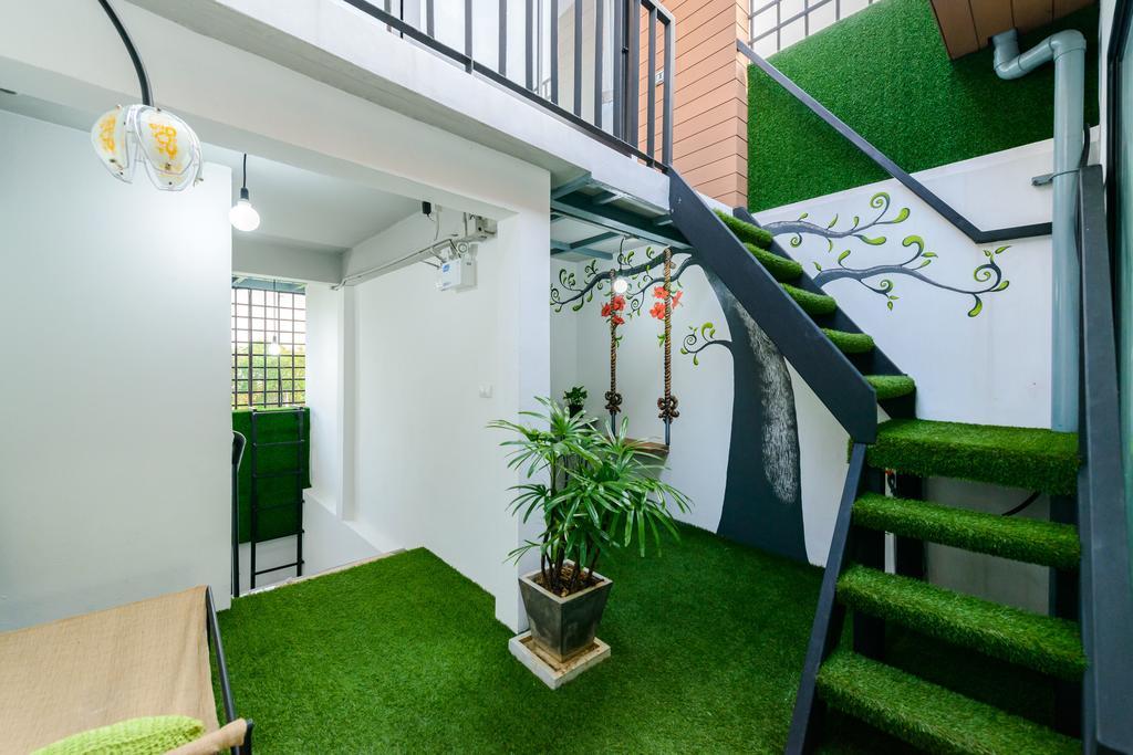 Eco Hostel Phuket Bagian luar foto
