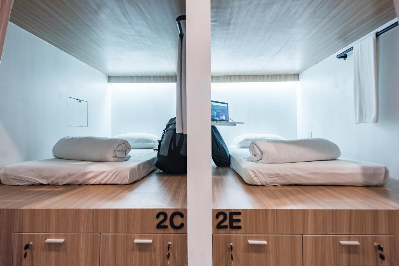 Eco Hostel Phuket Bagian luar foto